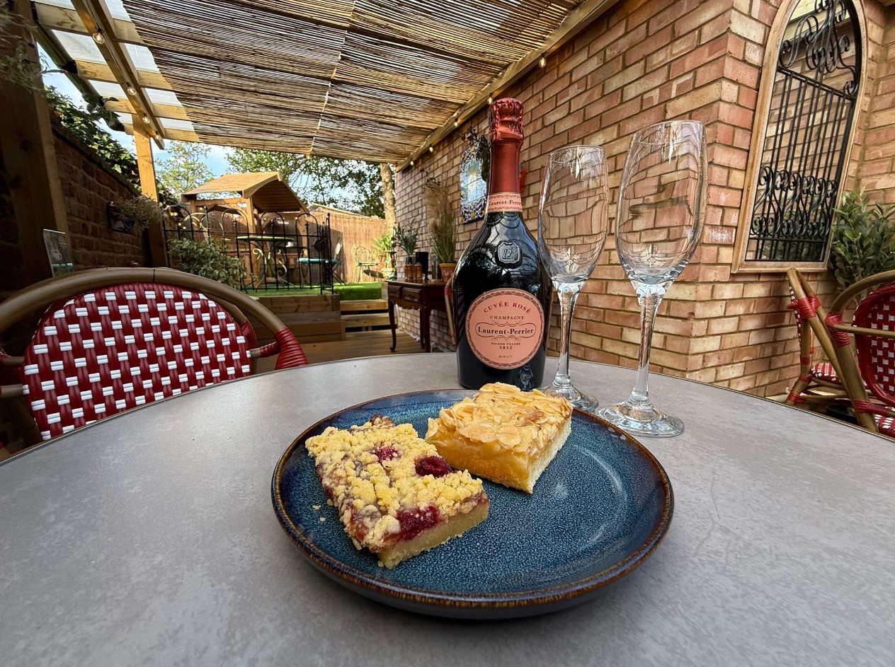 Stony’s Bistro Reveals Beautiful New Courtyard Space