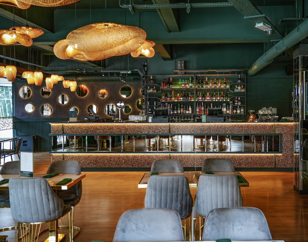 Make It a Day (or Night) Out – 15% Off at Hà Nội